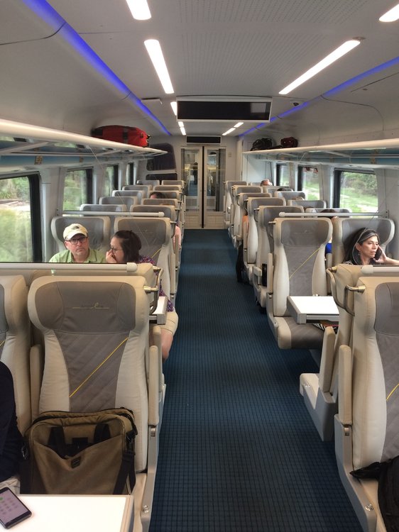 Brightline_train_interior-PeterVorhees-May2018-2.thumb.jpg.ebb30999d04d83649a07b4330caee8a2.jpg