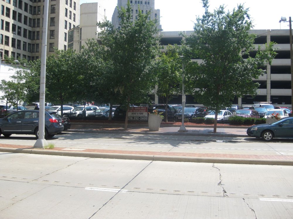 parking_lot.thumb.JPG.71eacb623dc1a4a289882e3ba5b4e50f.JPG
