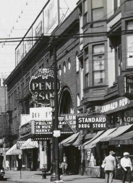 92738546_PennSqTheatre.jpg.26c0241f873bd93bf94ee36d4724990c.jpg