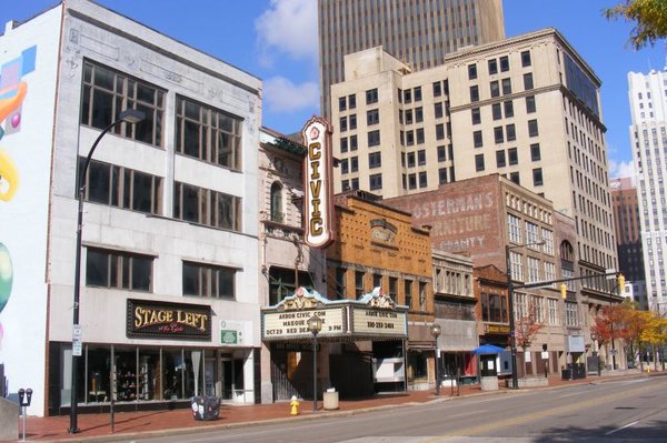 2011AkronDtown1.jpg