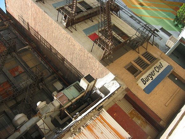 102-0220_IMG.jpg
