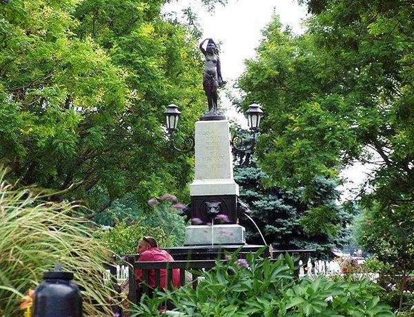 HydePark34.jpg
