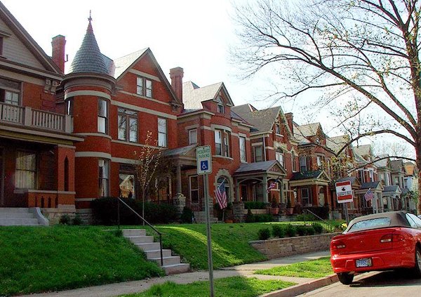 NewportMansionHill16.jpg