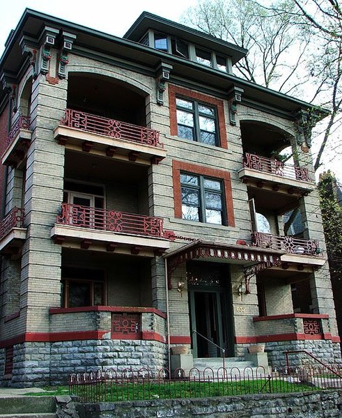 NewportMansionHill23.jpg