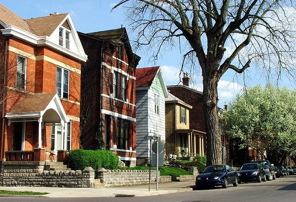 NewportMansionHill4.jpg