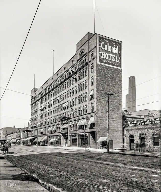 Colonial Arcade-Prospectside-c1900s.jpg