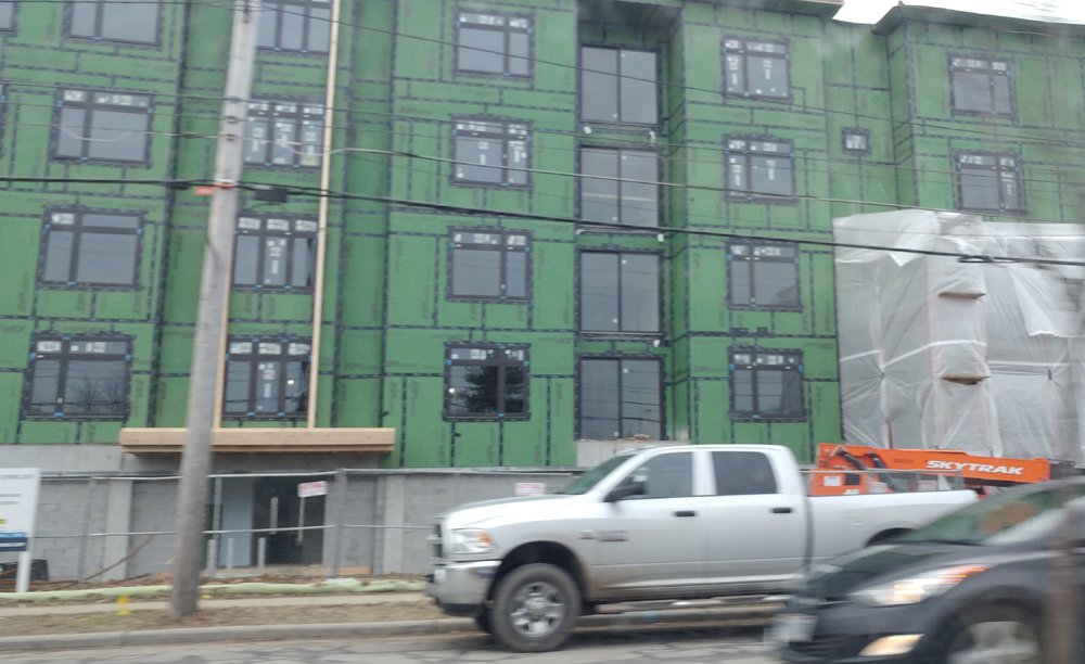 0201200940b~2.jpg
