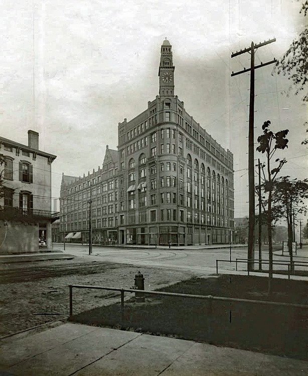 Euclid Avenue-East 9th-Hickox Buildings-NW-late1800s.jpg