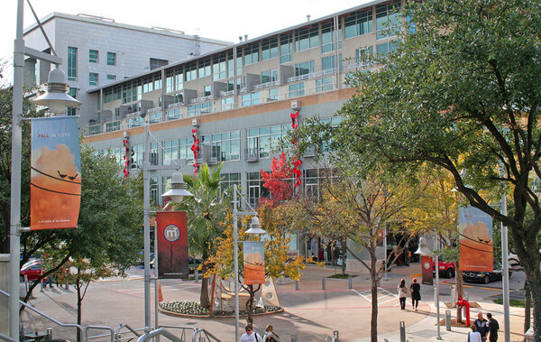 09Dallas68.jpg