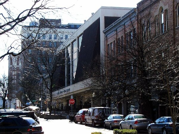 HuntingtonDT10.jpg