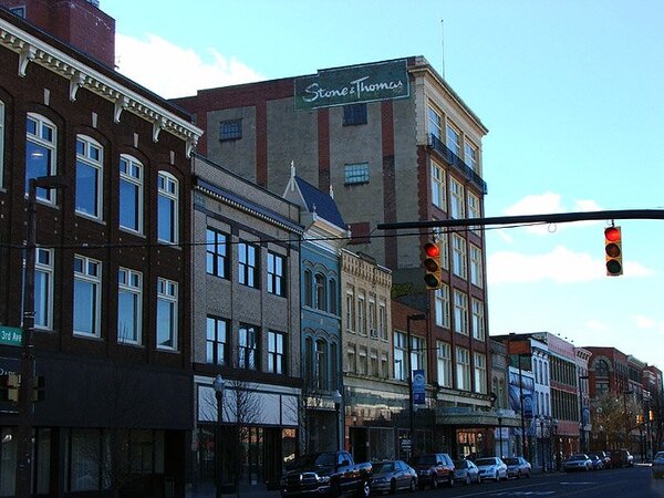 HuntingtonDT26.jpg