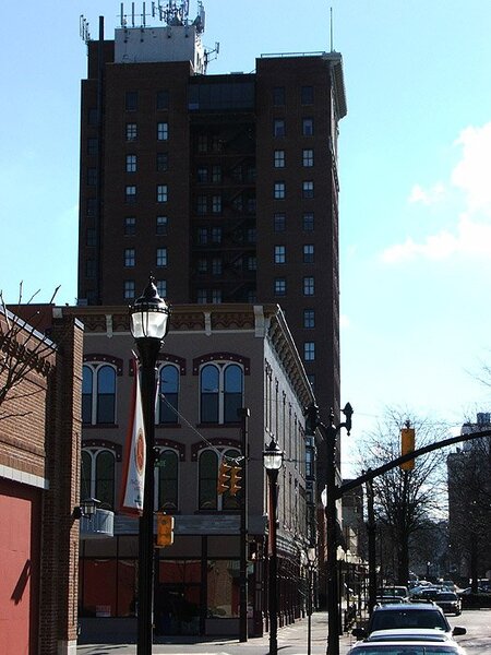 HuntingtonDT35.jpg