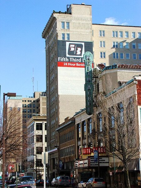HuntingtonDT39.jpg