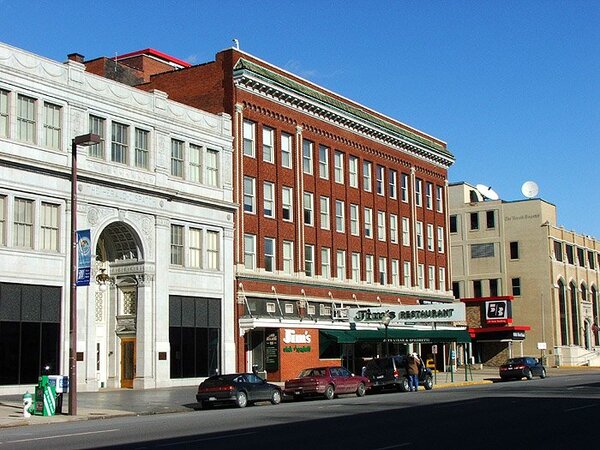 HuntingtonDT43.jpg