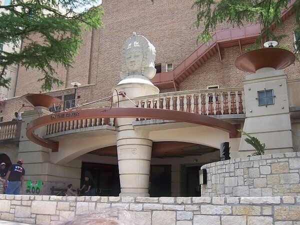 SanAntonio16.jpg