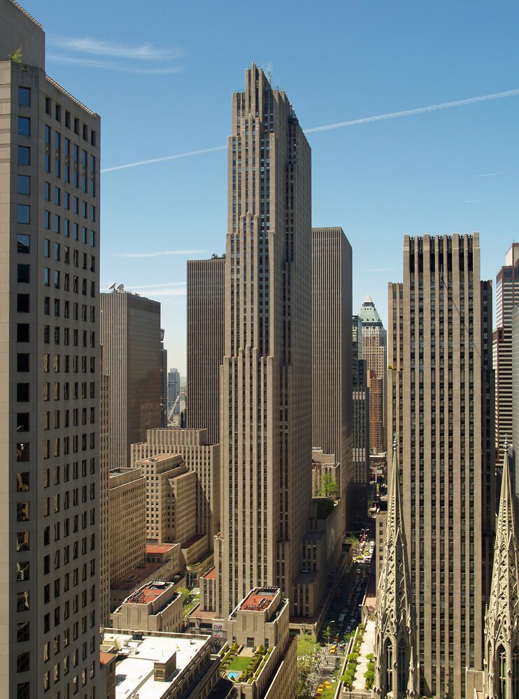 GE_Building_by_David_Shankbone.JPG