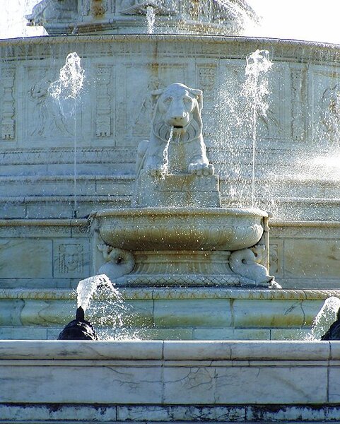 ScottFountain5.jpg