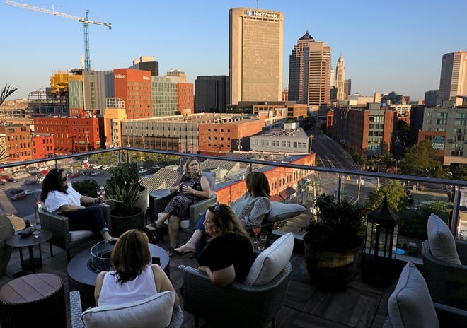 208492622_ACHotel-LuminSkyBarrooftop.jpg.28bf5d171ada86f3fef3c7045f749c48.jpg
