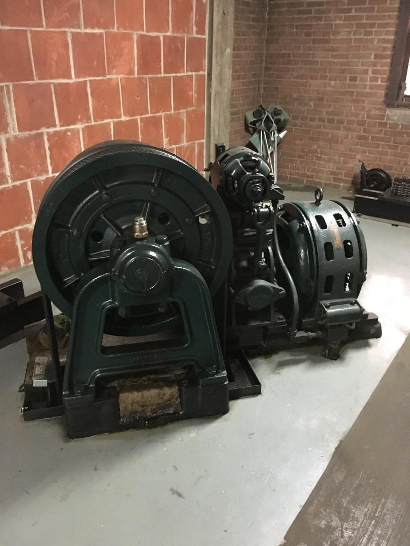 elevator1.jpg.016206d65958283dcac6bbd6311ab430.jpg