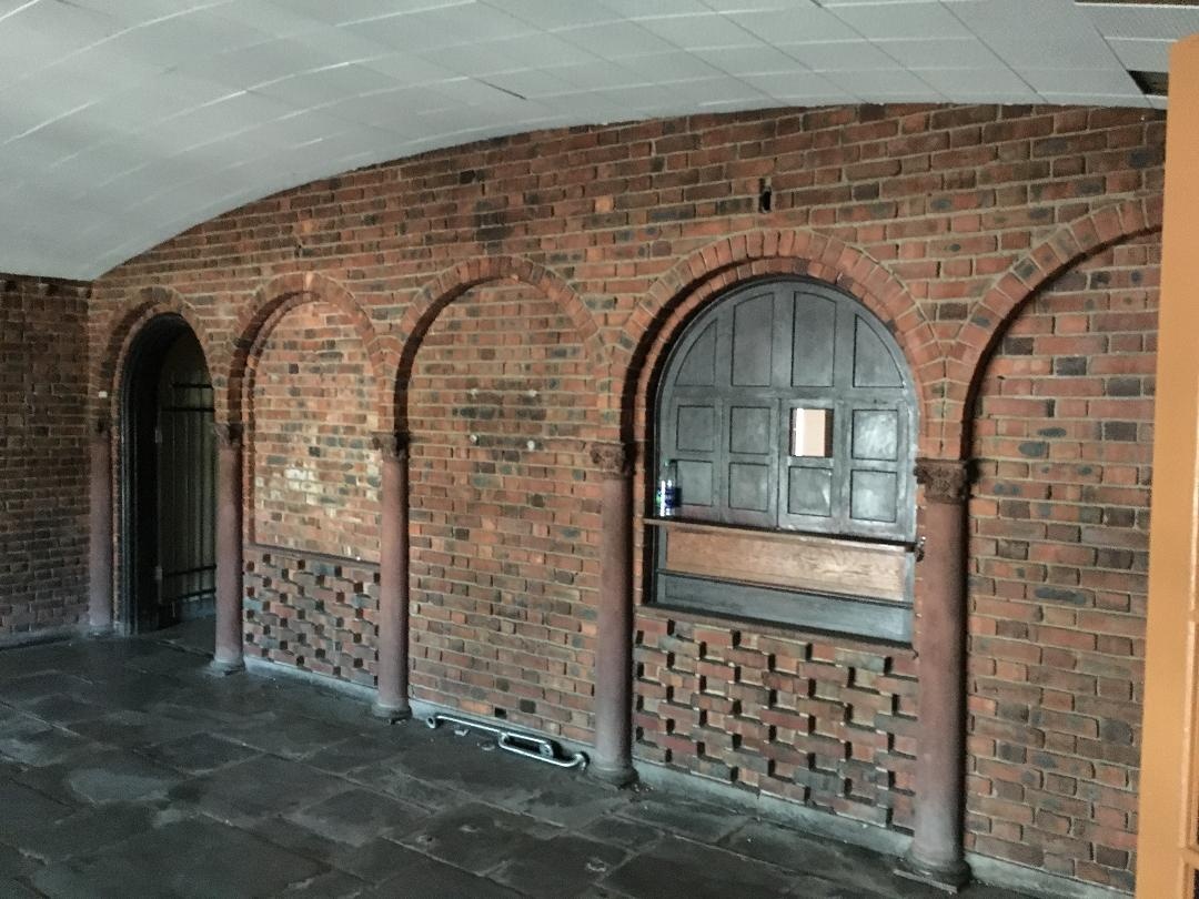 lobby3.jpg.6f2324baeda7f61661fdcd13fd2f479b.jpg