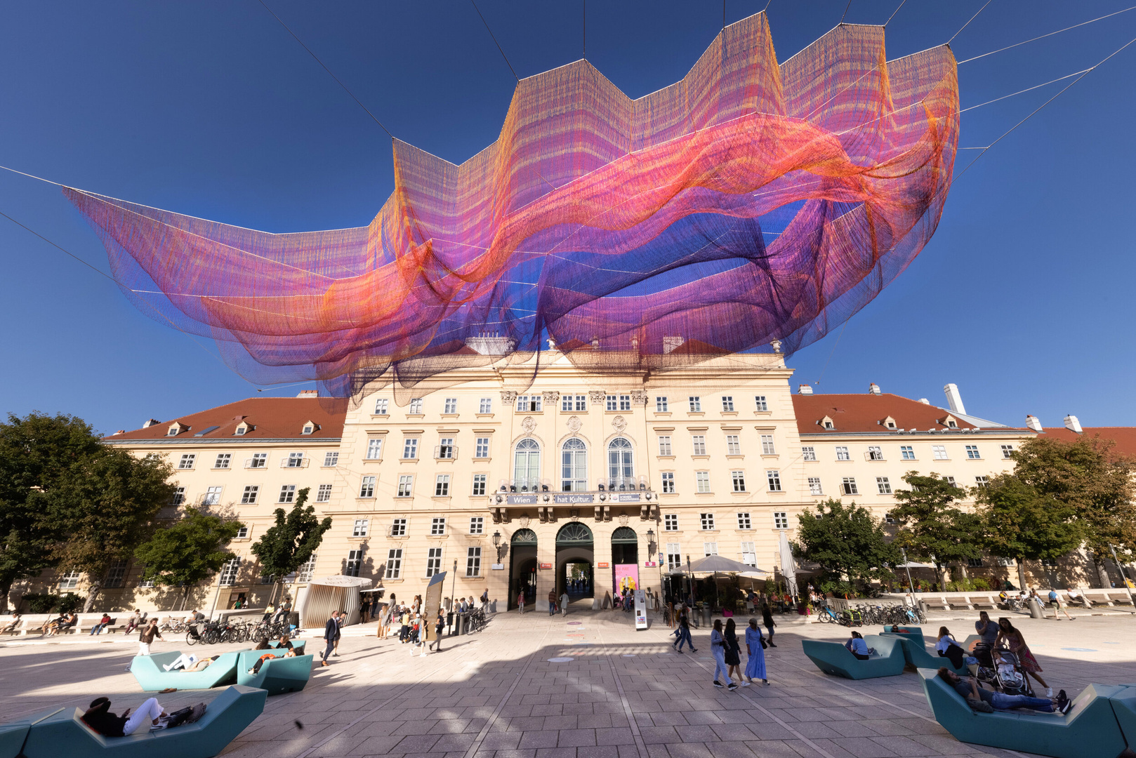 Vienna Sclupture.jpg