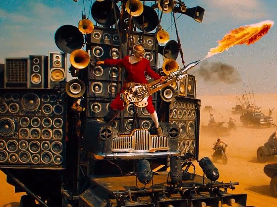 1884440971_madmaxfuryroadflamingguitar.jpeg.9c875bde8dca9a1de7b018fcf68feae7.jpeg