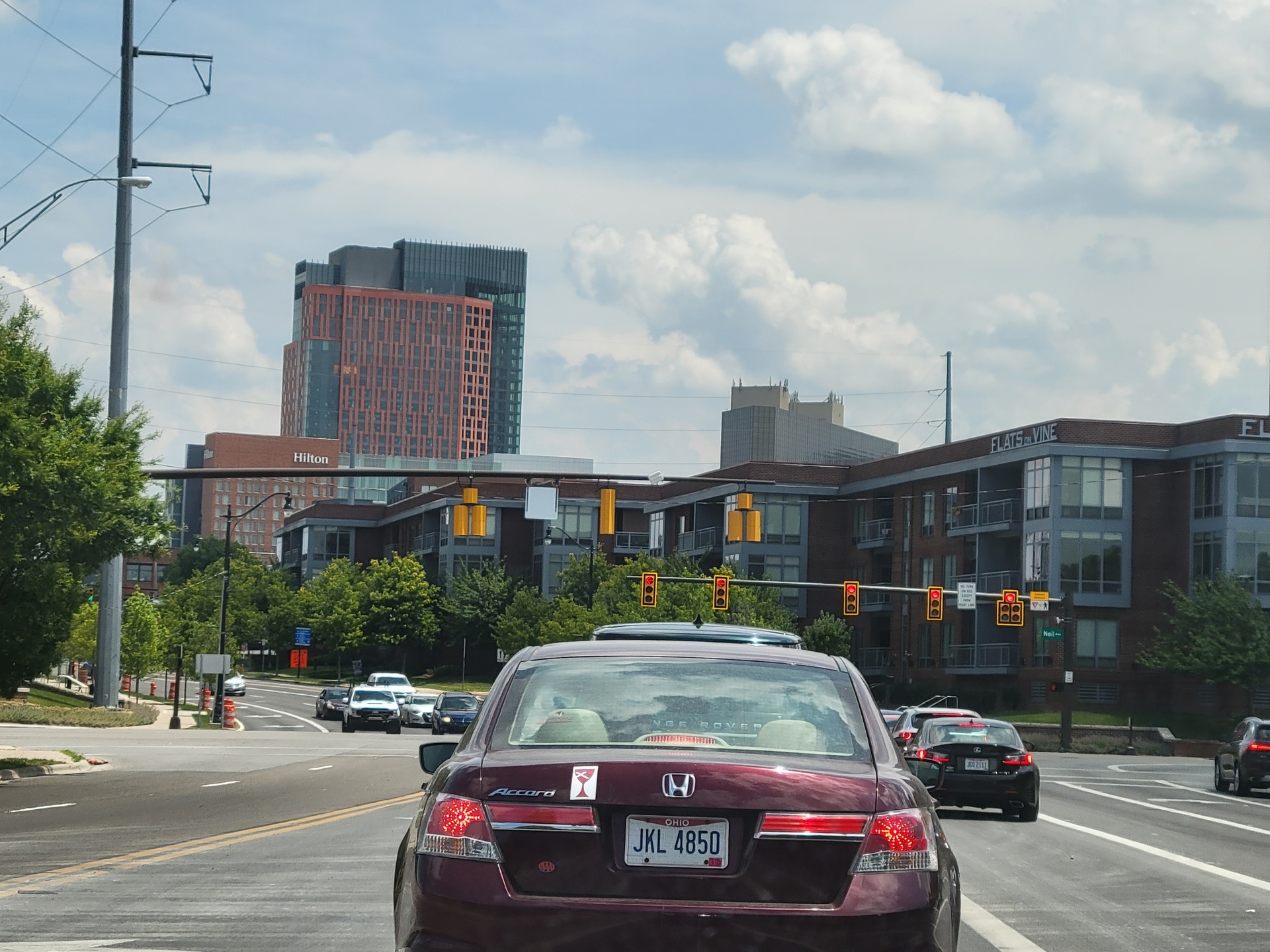 1104079757_HiltonTower.thumb.jpg.a6bdb60b7afe6b9bc7efa7e5b0ab9184.jpg