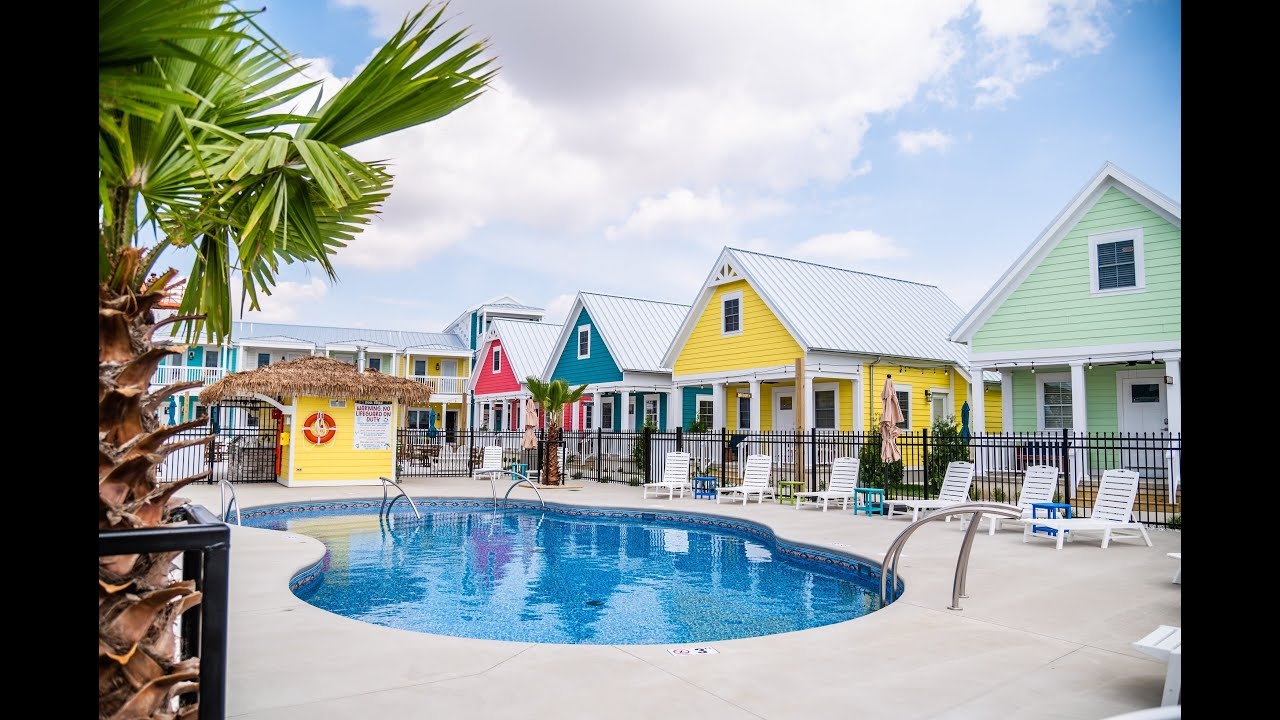 1664136603_BoardwalkVillagePool.jpg.276580d49c341d412bae30cbcbbea5bd.jpg