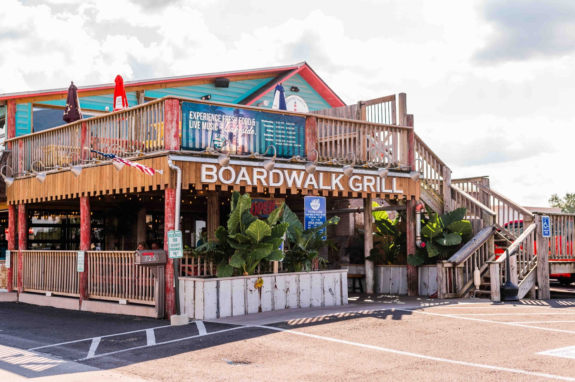 190577658_BoardwalkGrill1.thumb.jpg.b309975169d794eb3a57e5089634e1a0.jpg
