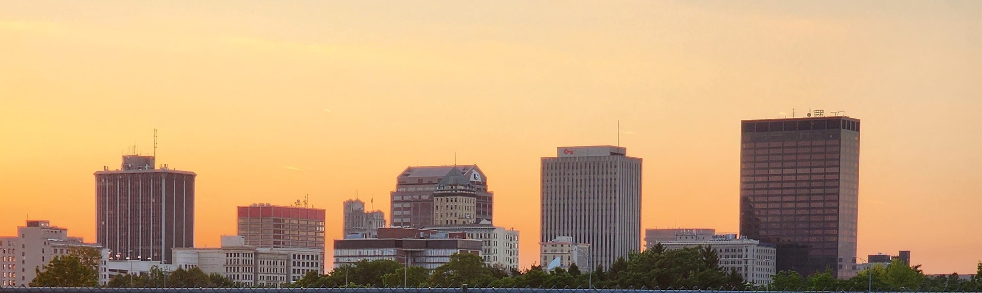 Skyline02.jpg